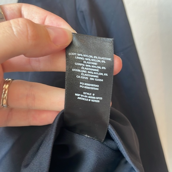 Aritzia Babaton Contour Squareneck Longsleeve Black - Picture 10 of 10